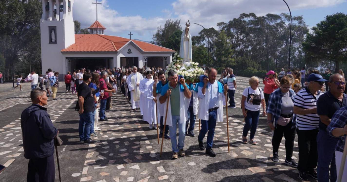 Procissão das velas no Cabo Girão reuniu centenas (com fotos e vídeo)