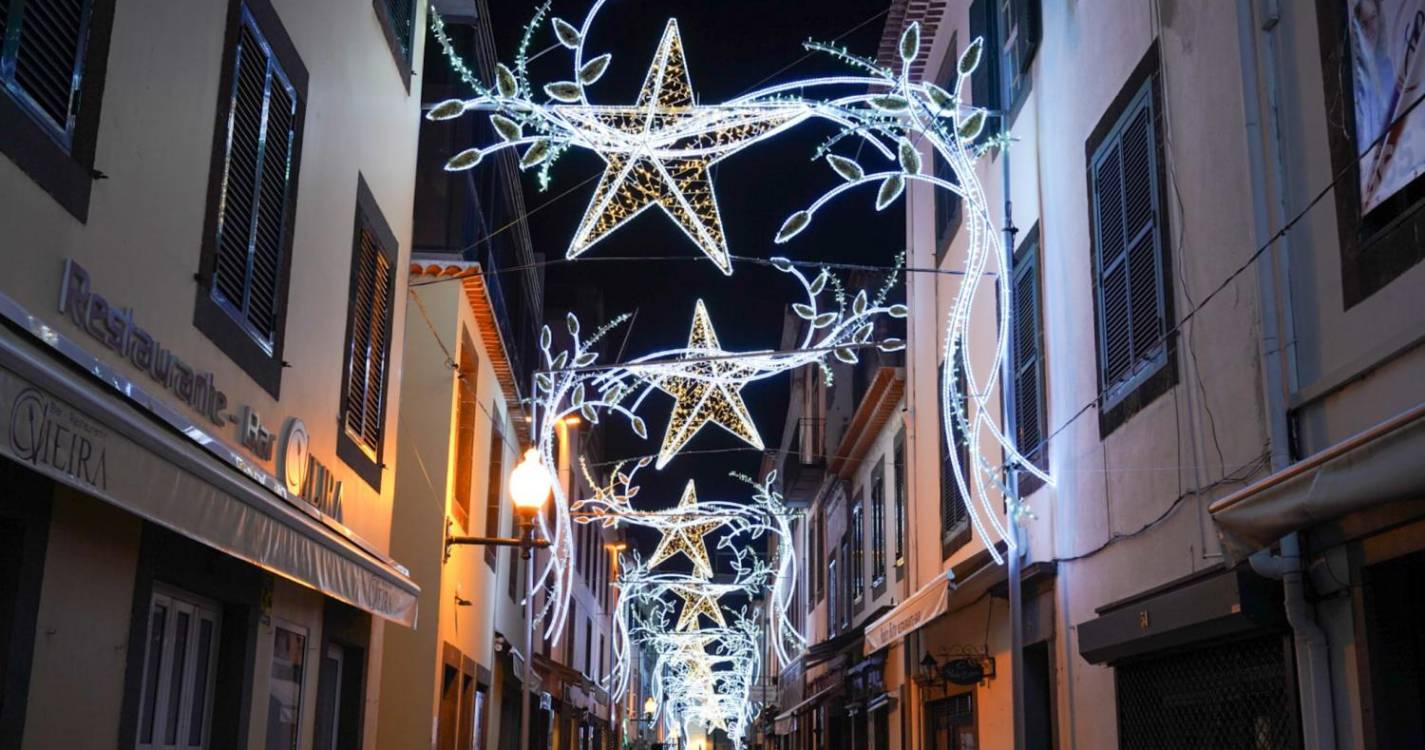 Veja a animação de Natal que enche o Funchal em 40 imagens