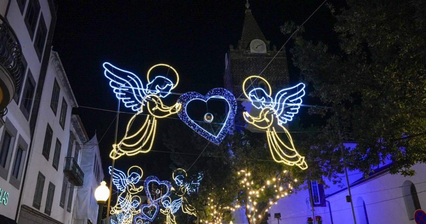 Veja a animação de Natal que enche o Funchal em 40 imagens