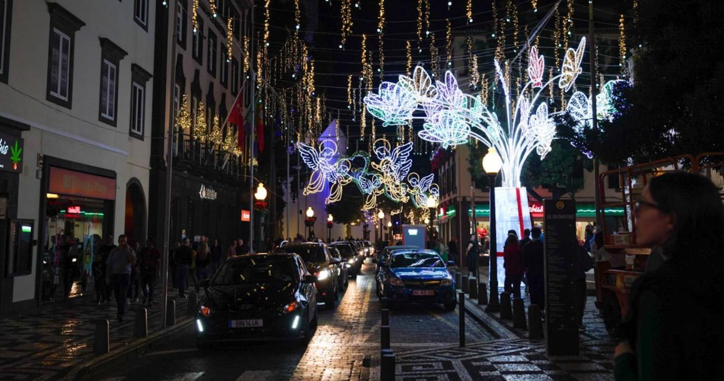 Veja a animação de Natal que enche o Funchal em 40 imagens