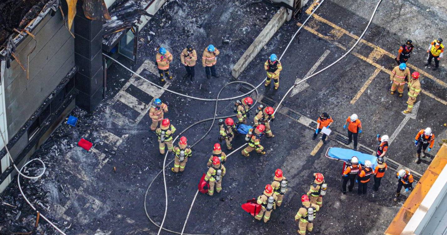 15 pessoas morreram na sequência de incêndio em fábrica na Coreia do Sul