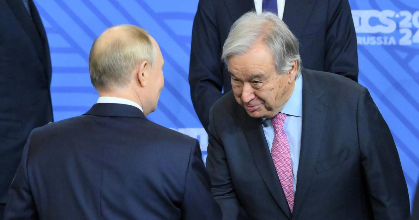 Opositora Yulia Navalnaya critica Guterres por cumprimentar Putin