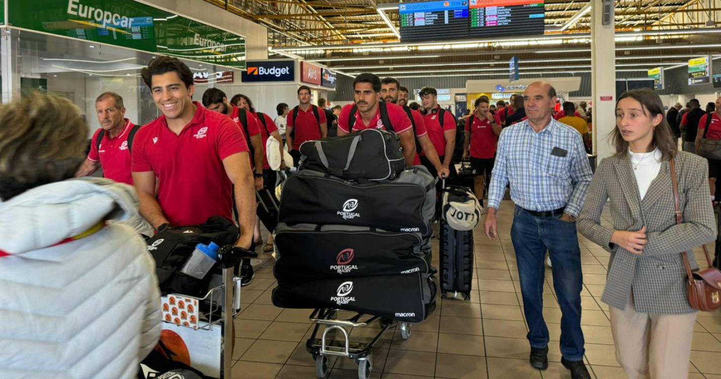 Emigrantes portugueses receberam Seleção de Râguebi na chegada à Namíbia (com fotos)