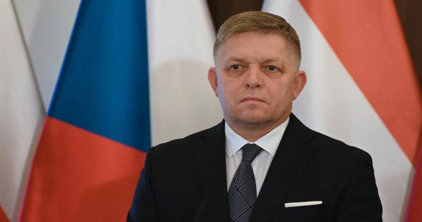 Primeiro-ministro eslovaco estável, mas em estado “muito grave”