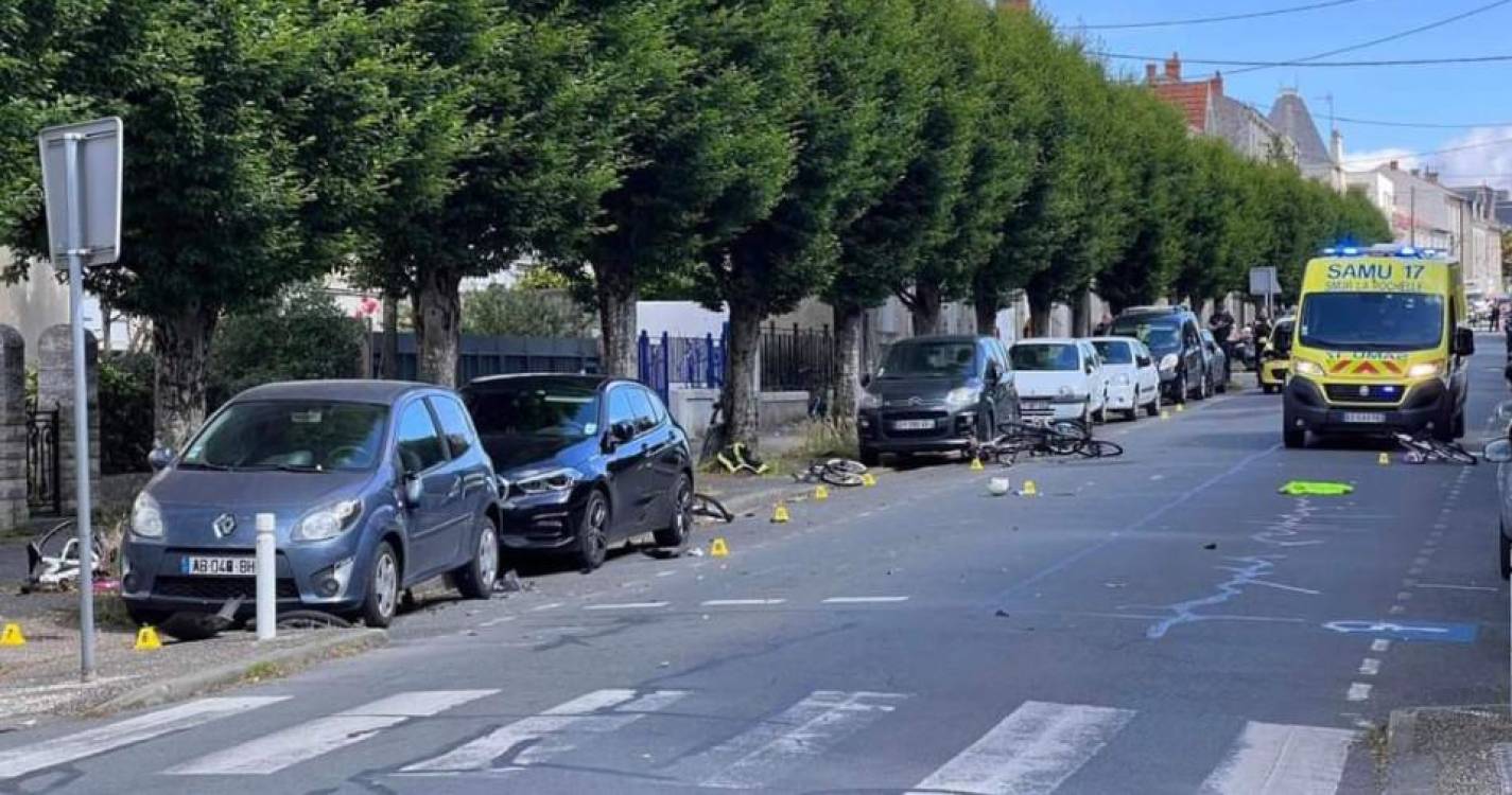 Grupo de crianças atropelado durante passeio de bicicleta em França, há vários feridos graves