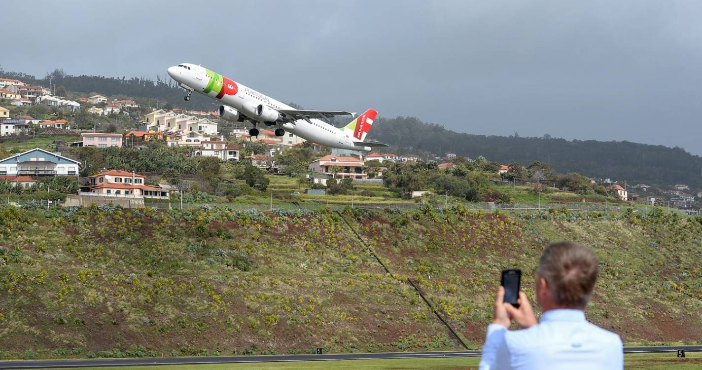 Falha informática: Aeroporto da Madeira solicita a passageiros que consultem o estado do voo