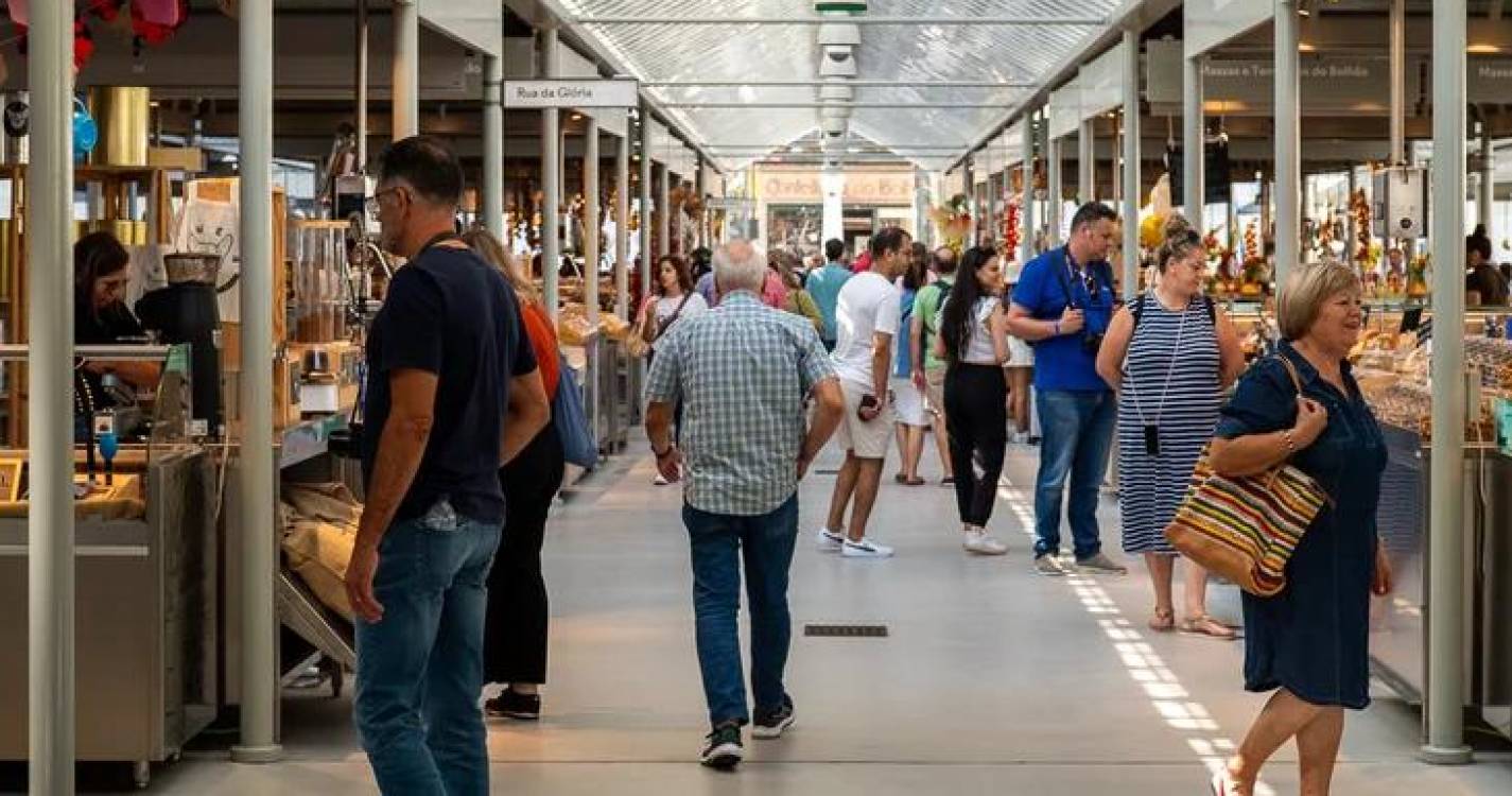 Câmara do Porto regista 17 interessados na revisão do regulamento do Bolhão