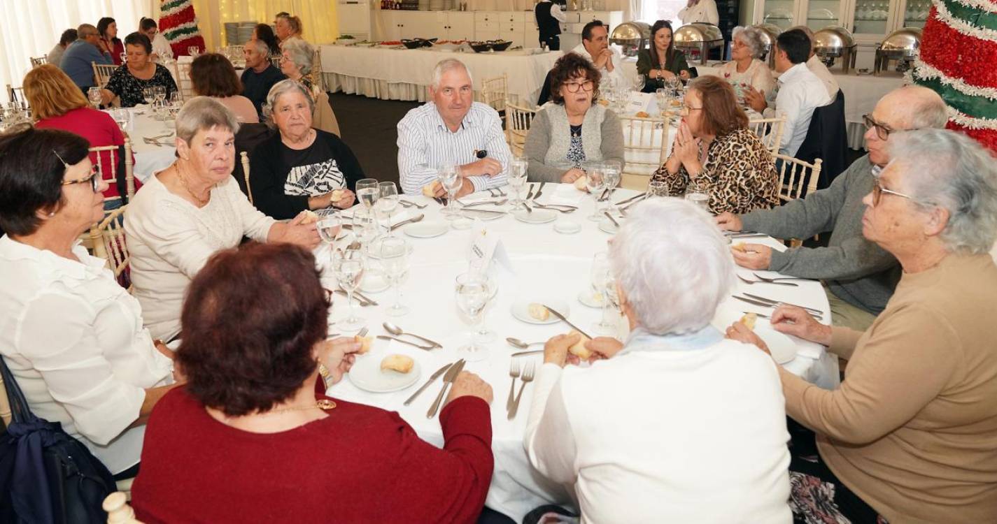 Almoço solidário n’ ‘O Forte’ reúne 130 pessoas (com fotos)