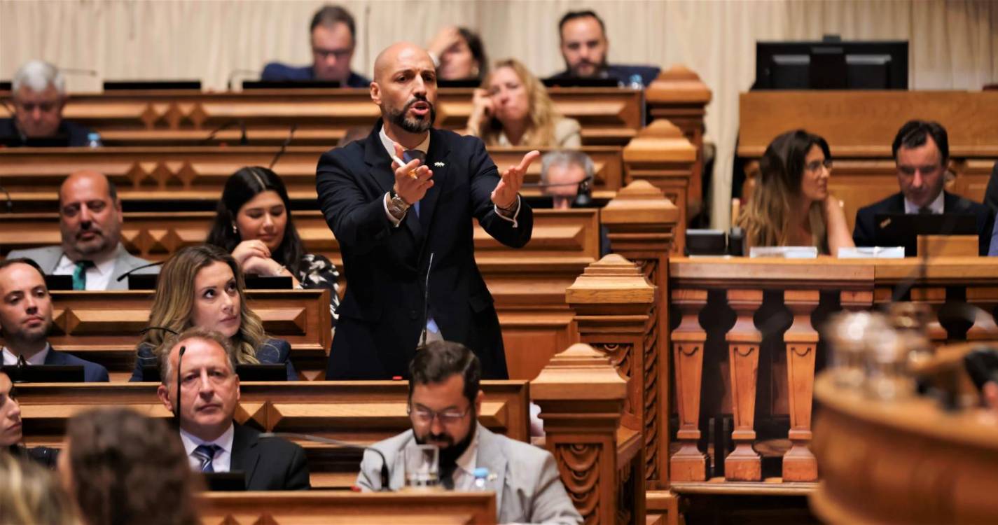 Francisco Gomes desafia República a criar sistema fiscal próprio na Madeira