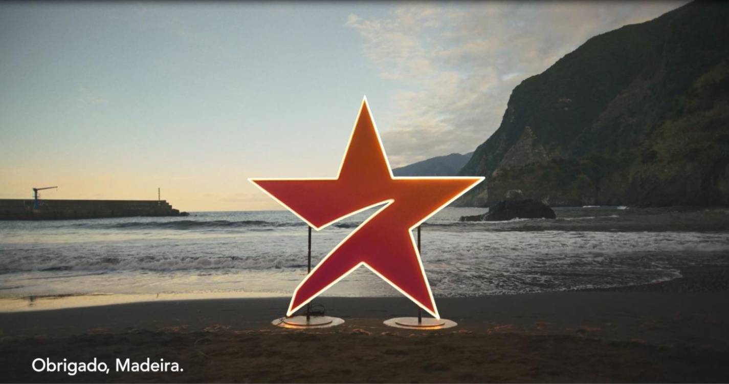 Canais STAR acendem estrela de grande dimensão na praia do Seixal