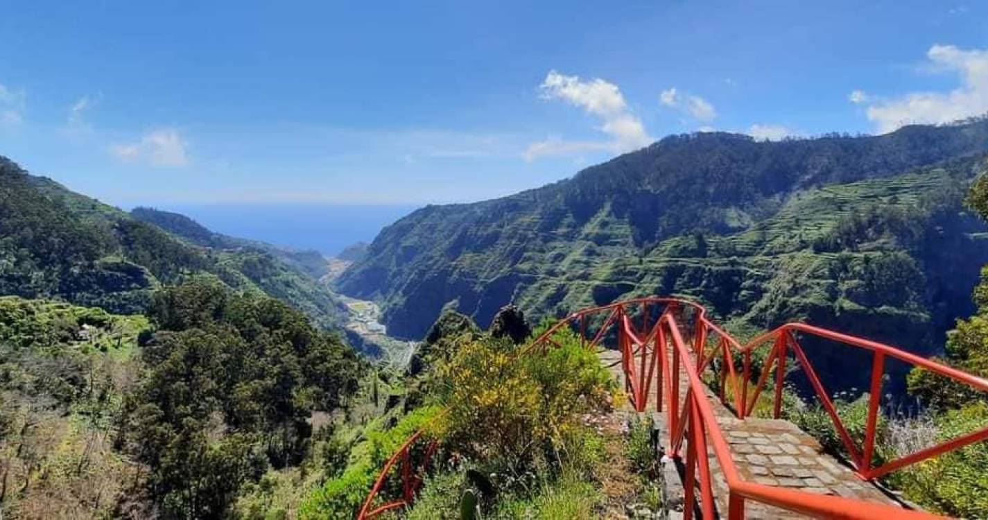 Junta de Ribeira Brava lembra importância de manter limpos os miradouros e locais de lazer da localidade