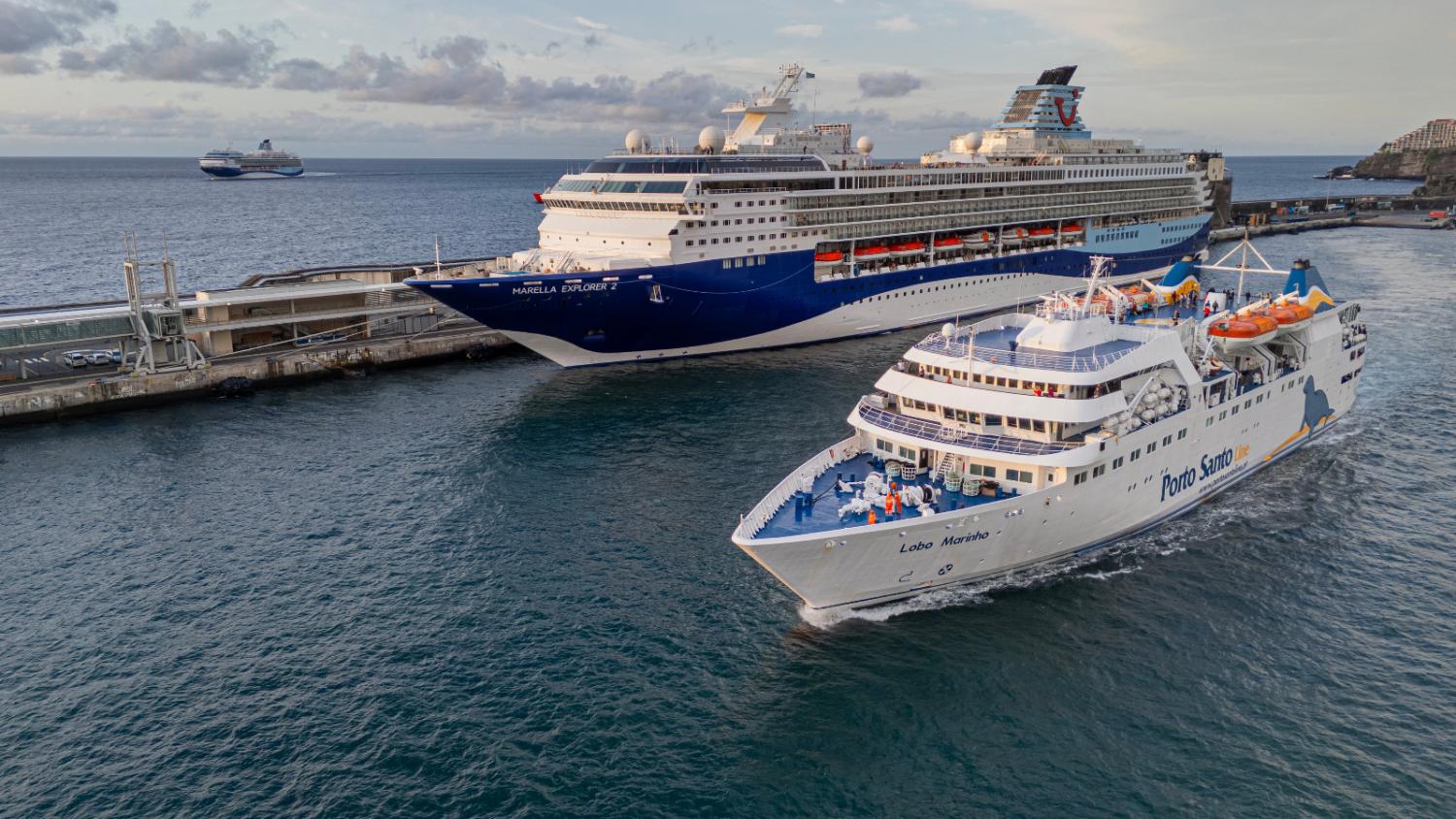 Porto do Funchal é palco de encontro entre navios ‘Marella’