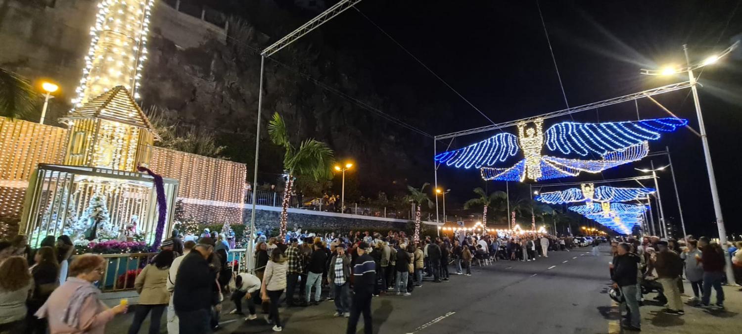 Calheta já vive a magia do Natal (com fotos)