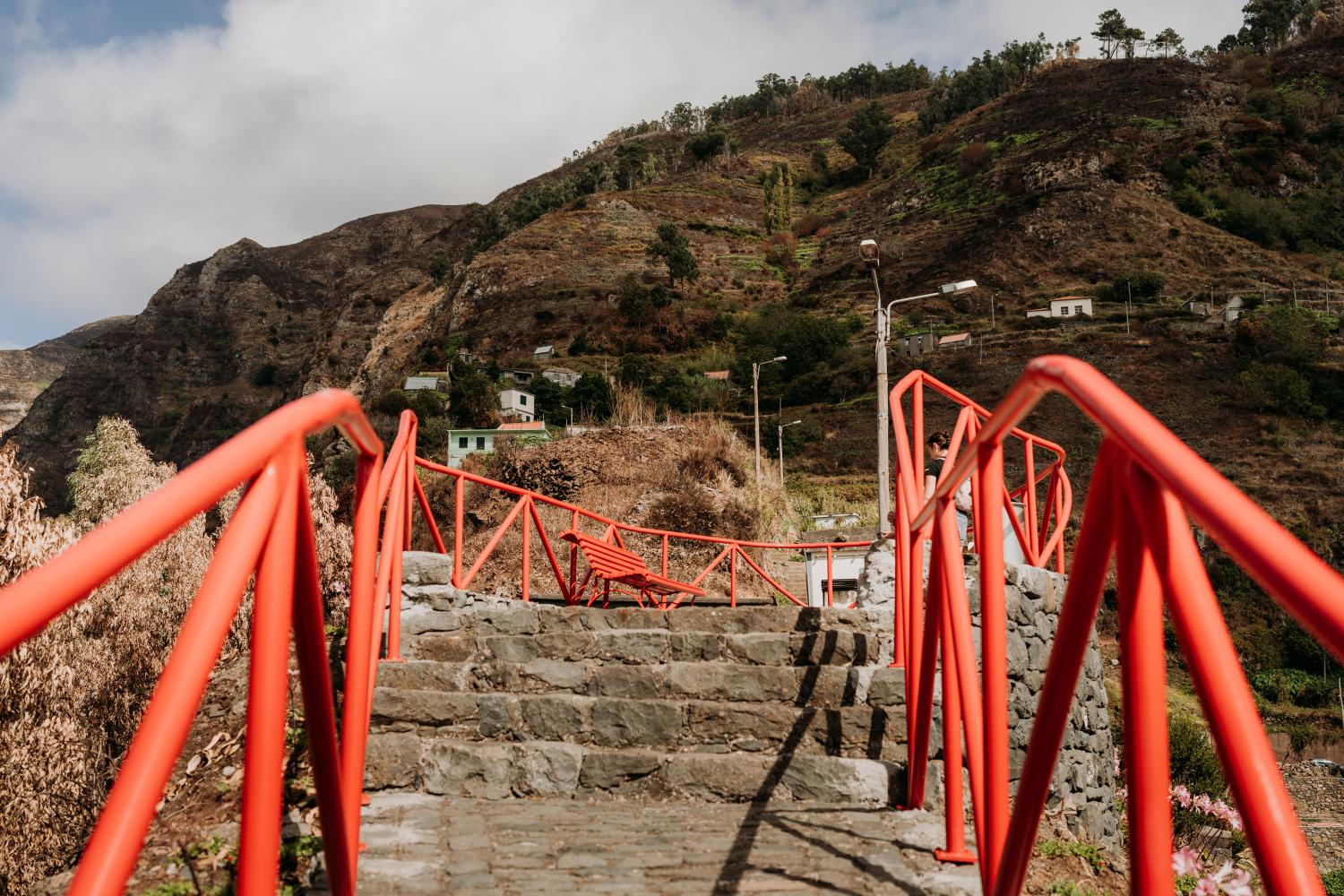 Ribeira Brava: Miradouros do Espigão e Sagrada Família recuperados num investimento de 7.500 euros (com fotos)