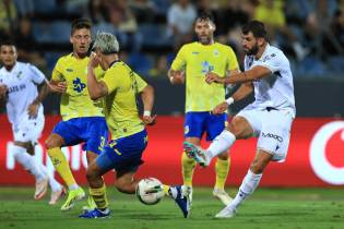 Vitória de Guimarães começa I Liga com triunfo em Arouca