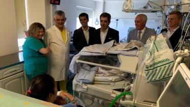 Serviço de Neonatologia ampliado com apoio do Continente (com fotos)