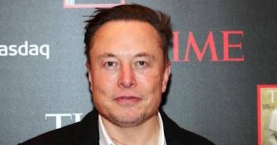 O proprietário da Tesla e da SpaceX, estará acompanhado pelo filho de três anos.