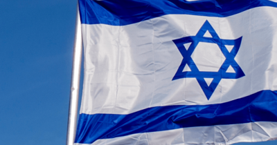 A decisão do Governo de Israel foi divulgada pelos meios de comunicação locais e aplicar-se-á aos militares atualmente em serviço.