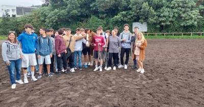 Alunos da Gonçalves Zarco visitaram Associação Hípica da Madeira