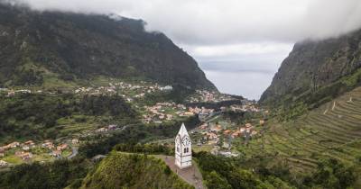 Intervenção atual da ADENORMA abrange 5 áreas estratégicas: Empreendedorismo e Economia Solidária, Ajuda Alimentar, Envelhecimento, Infância e Juventude, e Cultura e Formação