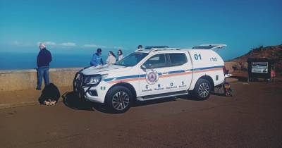 Alemão acaba de ser resgatado na escarpa do Farol da Ponta do Pargo