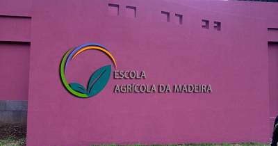 Escola Agrícola com várias ofertas formativas.