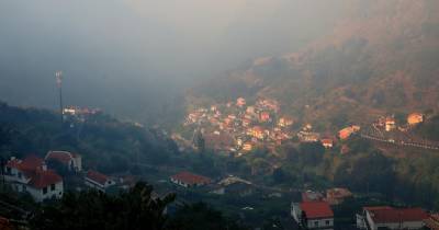 A vila da Serra de Água, no concelho da Ribeira Brava, foi um dos locais mais fustigados pelos fogos.