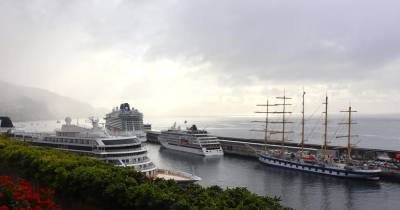 Quatro navios no Porto do Funchal movimentam quase sete mil pessoas