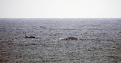 Oito pessoas foram resgatadas e transportadas para o Porto da Figueira da Foz, de acordo com a mesma fonte.