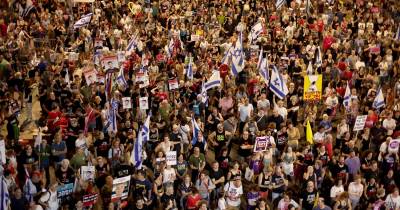 Médio Oriente: Milhares de israelitas nas ruas exigem a Netanyahu cessar-fogo imediato