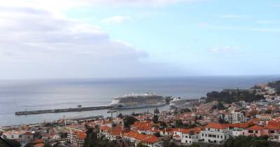 Porto do Funchal recebe dois navios com 8.500 pessoas