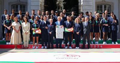 O Presidente da República, Marcelo Rebelo de Sousa, posa para a foto durante a cerimónia de apresentação da Missão de Portugal aos Jogos Olímpicos Paris 2024.