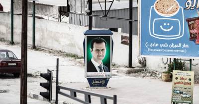 Bachar al-Assad abandonou a Síria e o regime caiu.