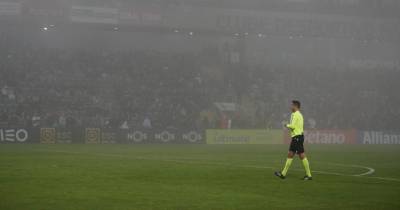 Nacional-FC Porto será retomado a 15 de janeiro