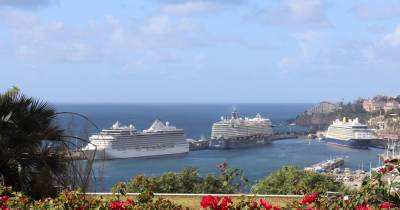 Três navios compõem hoje o Porto do Funchal.