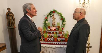 Presidente da ALRAM apresentou cumprimentos de Natal ao bispo do Funchal.