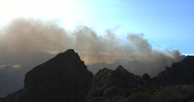 Incêndios: Acesso ao Pico do Areeiro encerrado