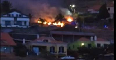 Bombeiros de Machico extinguem incêndio no Caniçal