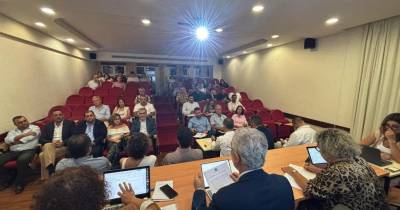 Assembleia Municipal teve lugar na Escola Básica e Secundária de Machico.