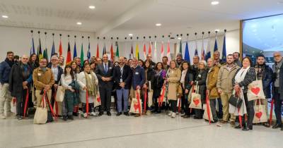 Madeirenses conhecem o Parlamento Europeu em visita promovida por Sérgio Gonçalves