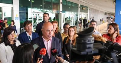 Críticas feitas em conferência de imprensa junto ao Aeroporto Internacional da Madeira - Cristiano Ronaldo.
