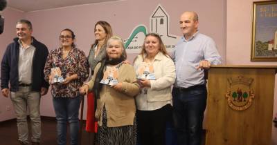 A equipa vencedora do Torneio de Bisca da Casa do Povo de São Roque do Faial