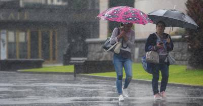 Região vai estar sob aviso amarelo no domingo por causa da chuva por vezes forte.