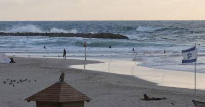 O município de Telavive ordenou o encerramento de praias após conhecimento que o Irão estava a prepara-se para lançar mísseis contra Israel.