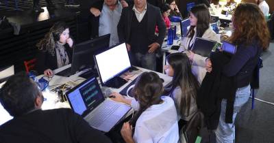 O ministro da Cultura, Pedro Adão e Silva, visitou a redaçãos dos estudantes de jornalismo, durante o encerramento do 5º Congresso Jornalistas, em Lisboa.