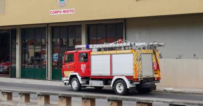 Bombeiros mobilizados para suspeita de incêndio em habitação no Alto da Pena.