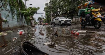 O Governo encerrou escolas e escritórios pelo segundo dia em toda a ilha de Luzon.