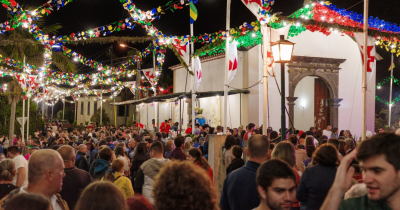 A festa e as celebrações religiosas terão lugar na capela de São Pedro, junto à saída principal da Via Expresso em São Jorge.