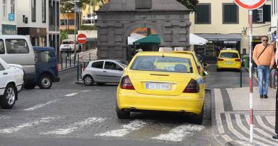 Indivíduo agredido com garrafa esta noite no Funchal.