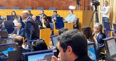 Rafael Carvalho apresenta benesses do Orçamento